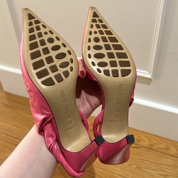 Bottega Veneta D’Orsay Pink Slingback Heels - Picture 6 of 8